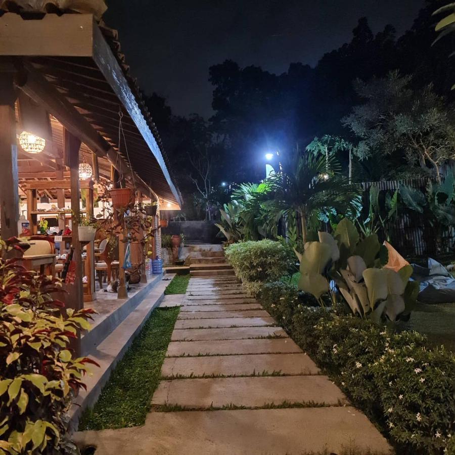 Villa Kayu Yogyakarta Exterior foto